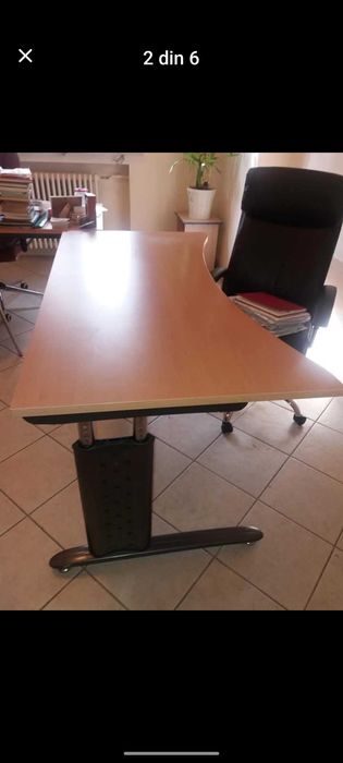 Vând birou in stare f buna și solid