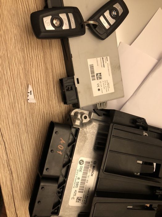 kit ( Chit ) pornire ecu cas4 chei cheie bmw F10 F11 8584425