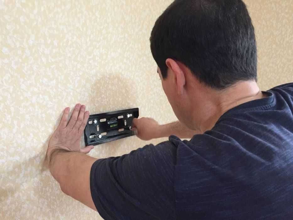 Установка кронштейна телевизора Деворга телевизор осиш