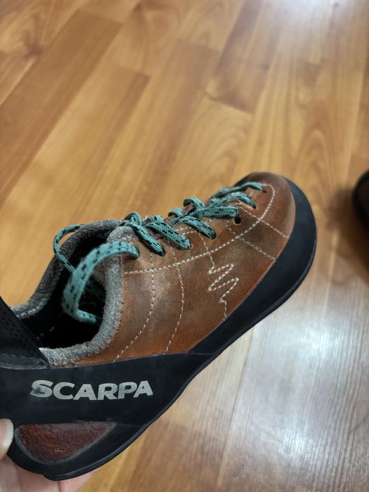 Скальные туфли подростковые