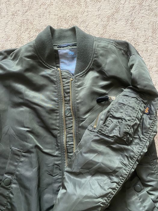 Бомбер Alpha Industries MA-1