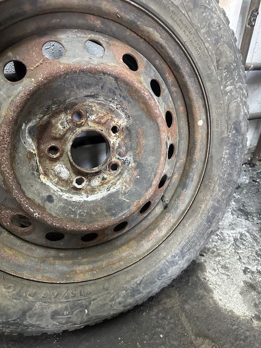 1 колесо с диском от Mazda Tribute 215/65/16
