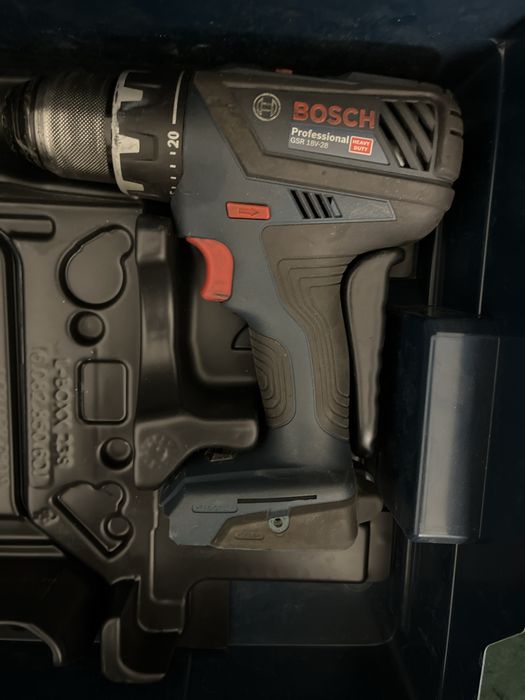 Masina de gaurit si insurubat BOSCH GSR 18V-28 Heavy Duty defecta