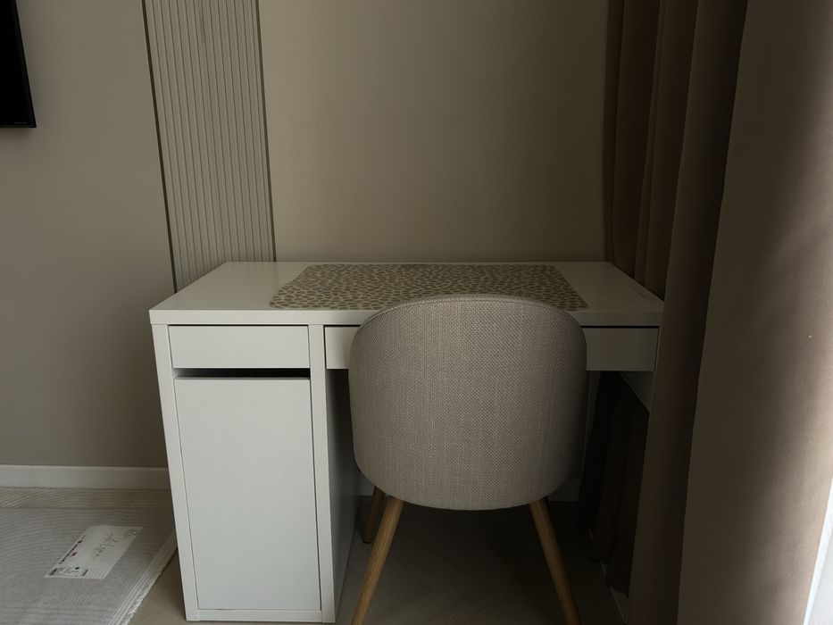 Письменный стол ikea