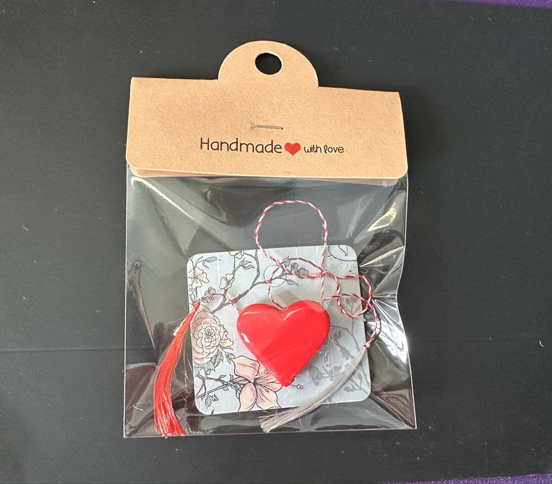 Broșe-Mărțișor handmade din lut polimeric