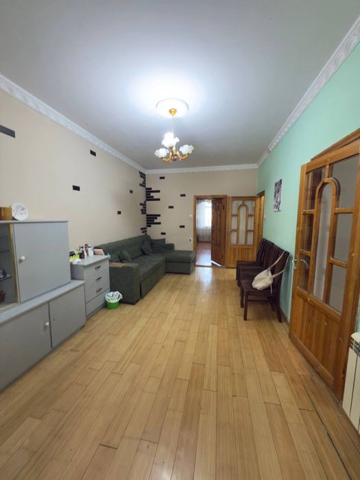 3/2/4 65м2 м-Феруза напротив Эко базар / мебель техника