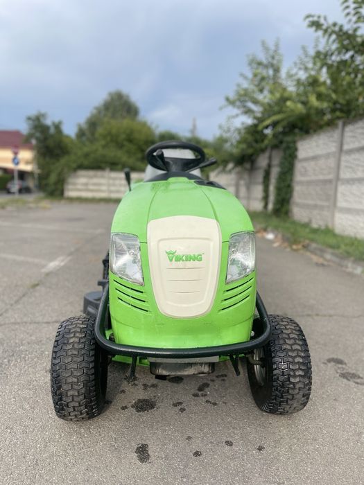 Tractoras de tuns iarba gazon Viking T6 3 cutite