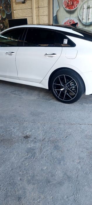 Kia k5 sotiladi  srochniy