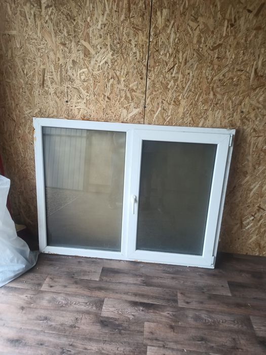 Vând 2 ferestre termopan