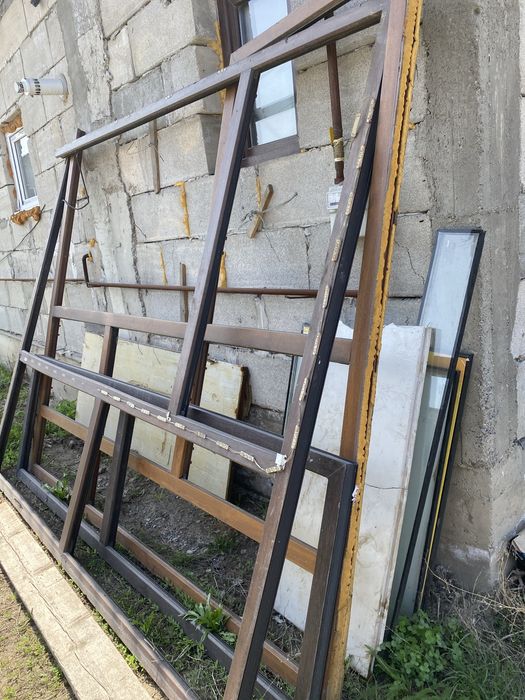 Пластиковые окна двери перегородки