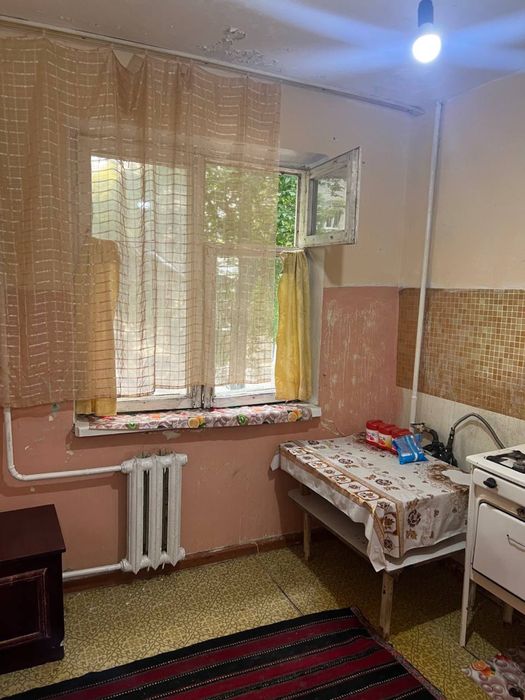 Сдается в аренду 1 ком. кв на Троицк г.Чирчик