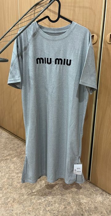 Продам женскую одежду