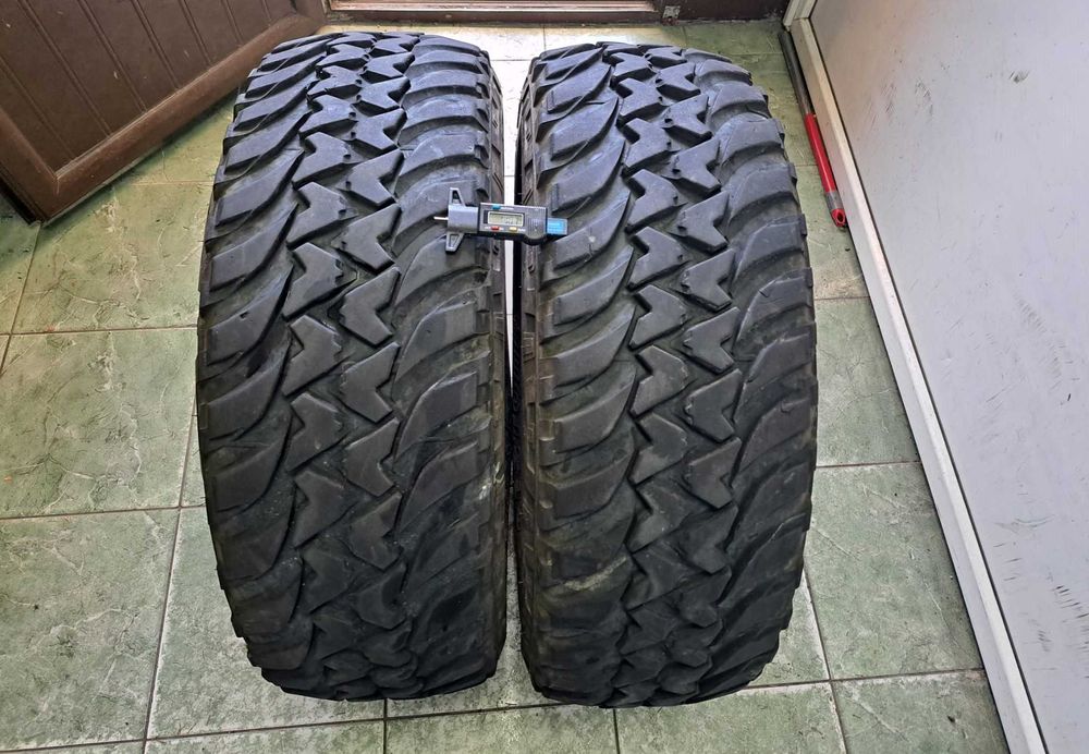 2 anvelope 265/70 R17 Bridgestone