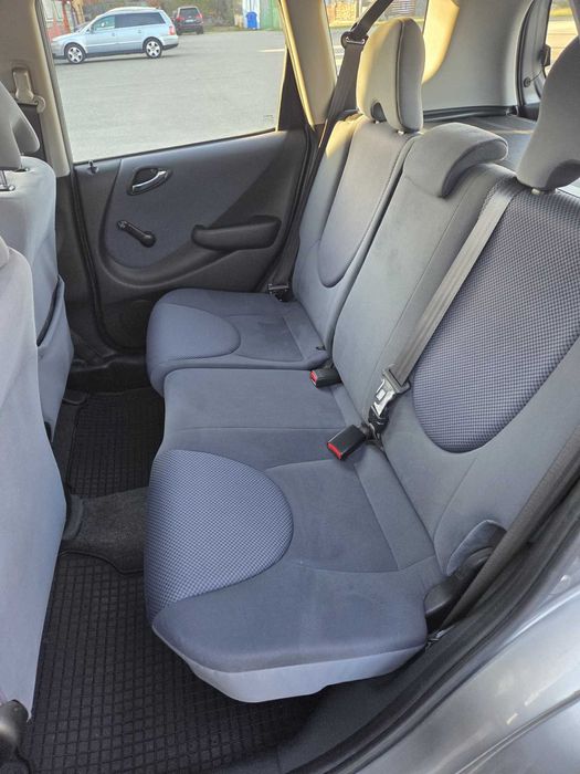 Vand Honda Jazz - cutie automata