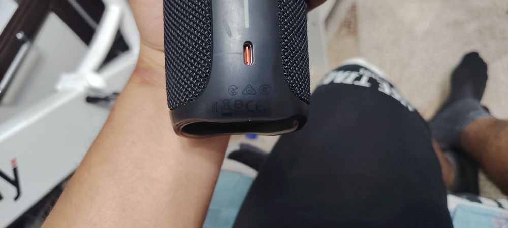 JBL. FLIP5 оригенал