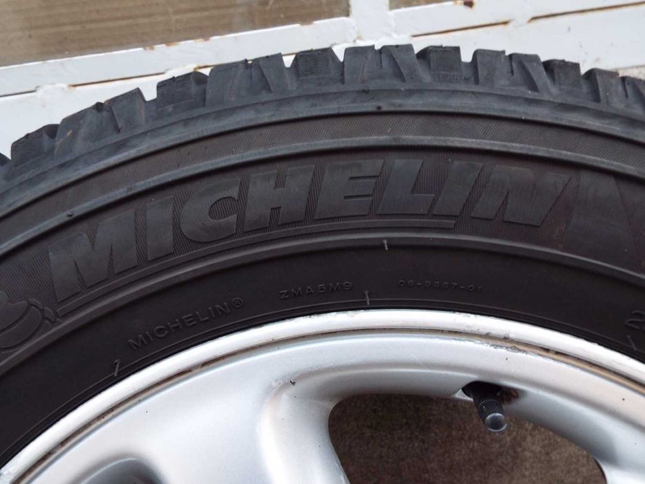 vand roata rezerva aliaj 16" originala toyota rav4 pret 500ron