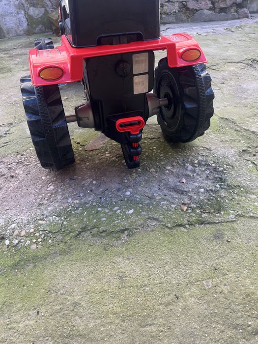 Vand tractor copii cu pedale 3+ nefolsoit