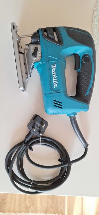 Нов прободен трион зеге Макита Makita 4350fct