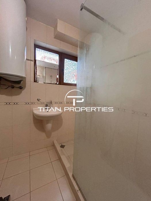 Дава се под наем Тристаен апартамент в Варна, Базар Левски - 78 кв.м за 610.98 € - Снимка #9