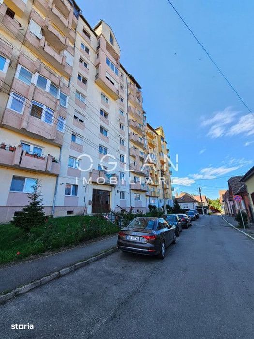 Apartament 3 camere 72 mp utili, lift, zona Terezian 0% Comision