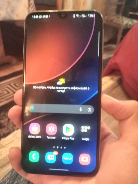 Продам Samsung a40