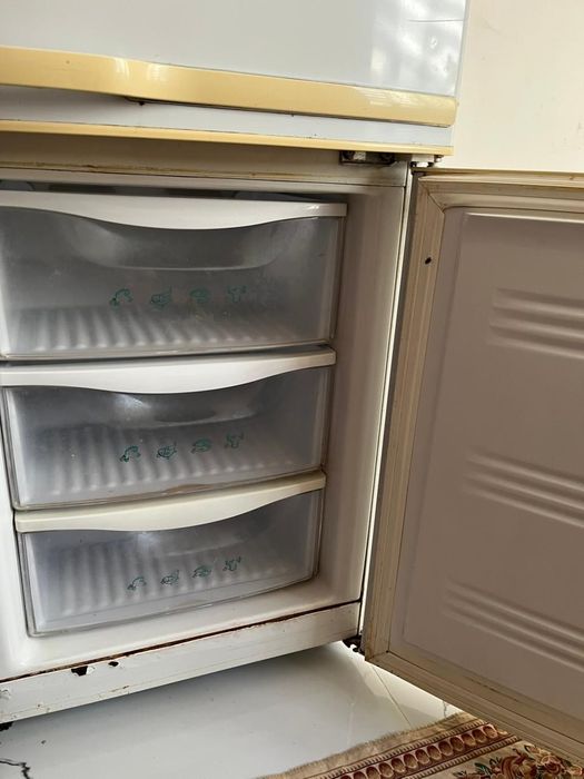 Холодильник самсунг