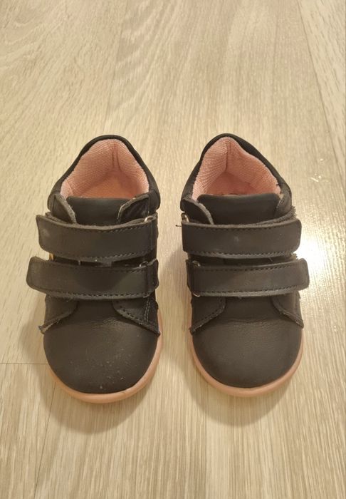 Pantofi piele fetite / ghete piele fetite marimea 20