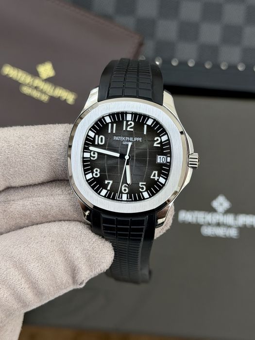 Patek Philippe Aquanaut 5167 Black