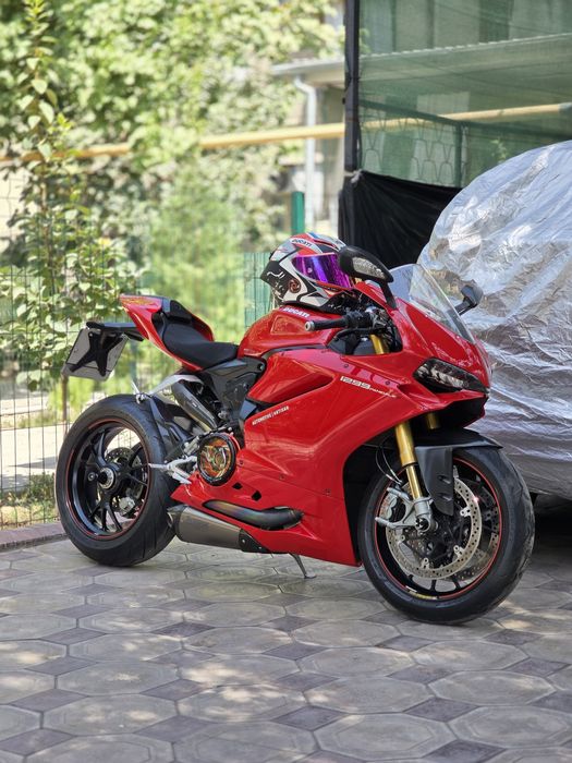 Сотилади Ducati panigali 1299S