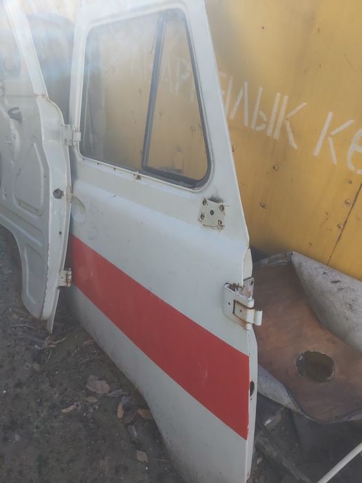 Продам двери уаз