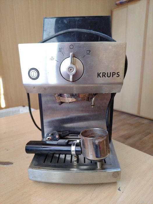 Кофеварка Krups, 15 bar