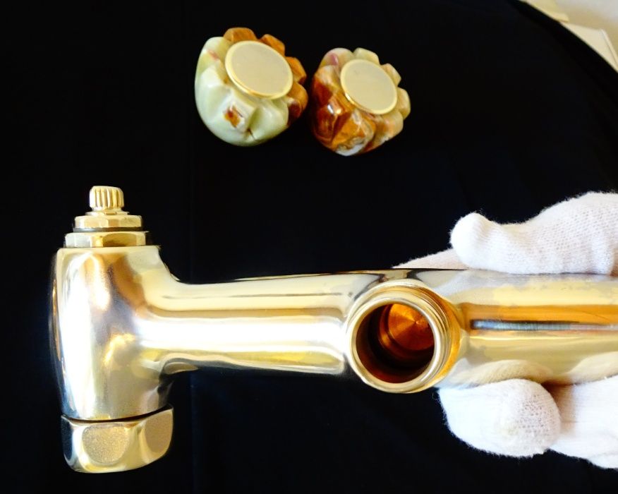 Италиански бронзов смесител с оникс.