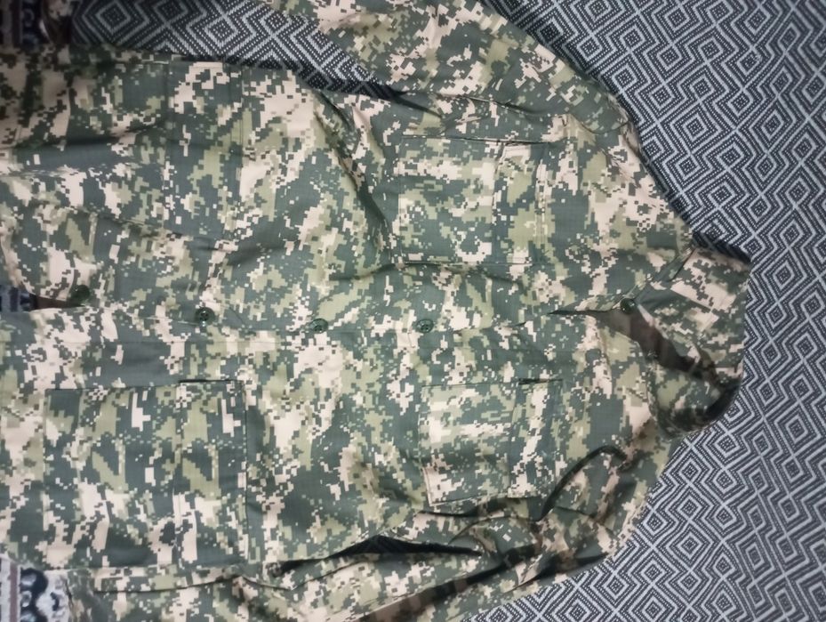 Продаю военную униформу
