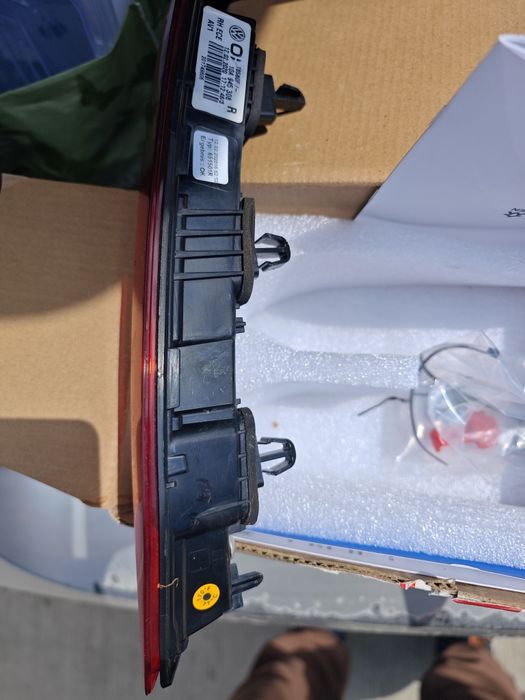 Lampa led spate Volkswagen ID.3 cod 10A 945 308 R, 18580 F, originale.