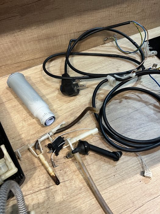 Dezmembrez Espressor automat KRUPS espresseria EA816570 EA816B piese