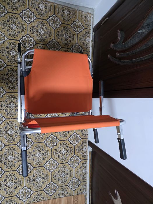 Scaun cu roti de transfer pliabil