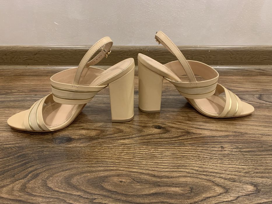 Кожаные Босоножки