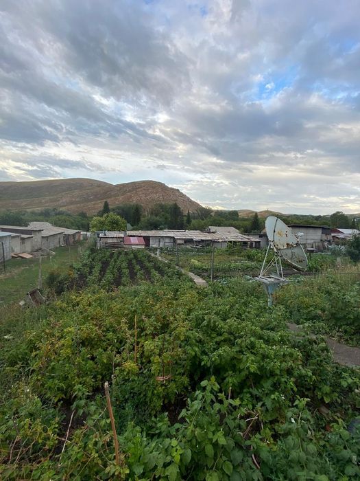Продам трёхкомнатной дом в с.Перевальном