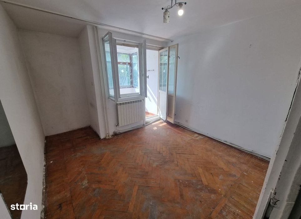 Apartament  2 camere Podu Ros , 52 metri, etaj 1 Cod:160942