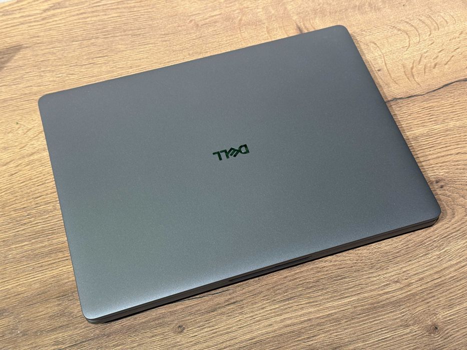 Laptop Dell Precision Pro Max 14 Workstation 14" FHD+ Ultra 5 225H 32GB Ram 512GB SSD Intel ARC Win11