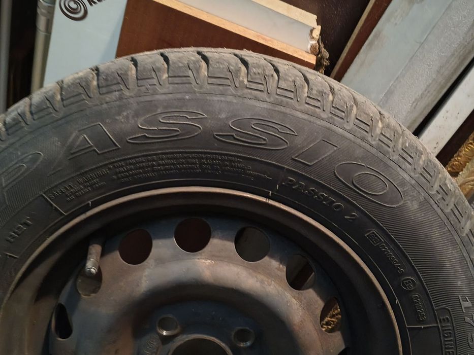 4бр гуми с джанти 175/70/13-зимни