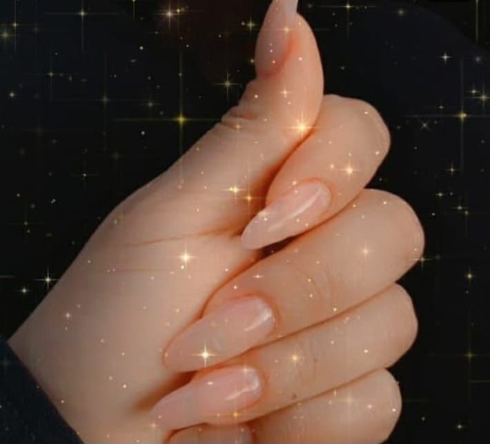 Маникюр выезд на дом