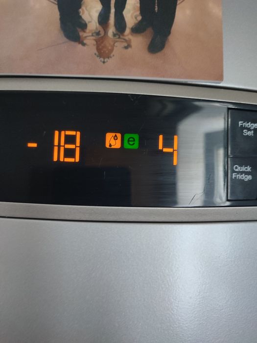 Vând combina frigorifica Arctic total No frost