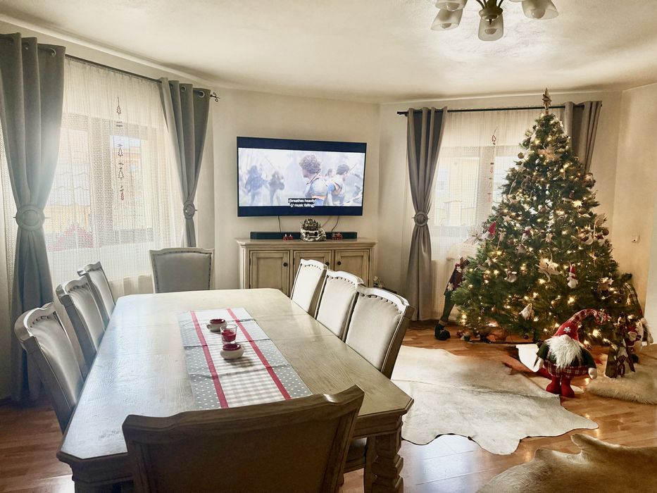 Casă de vânzare in Lazaret