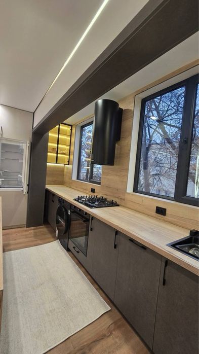 2-комнатная, переделана в 3-комнатную Мирабад Саида Барака Центр 65 м²