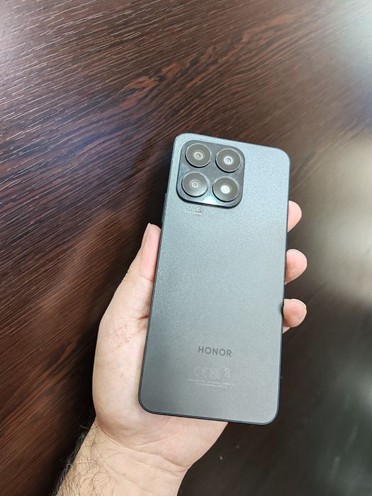 Honor x8a 128g sotladi