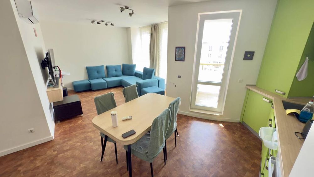 Тристаен апартамент с локация кв. Сарафово и АКТ 16