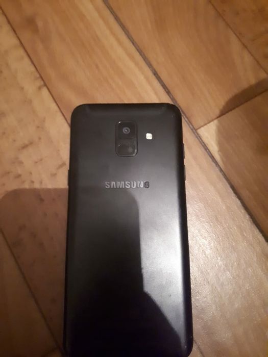 Продам SAMSUNG Galaxy A6