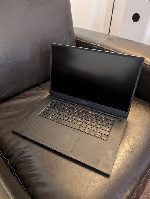 Laptop Dell XPS 15 7590, 15.6" FHD, i7-9750H, 16GB DDR4, 256gb SSD