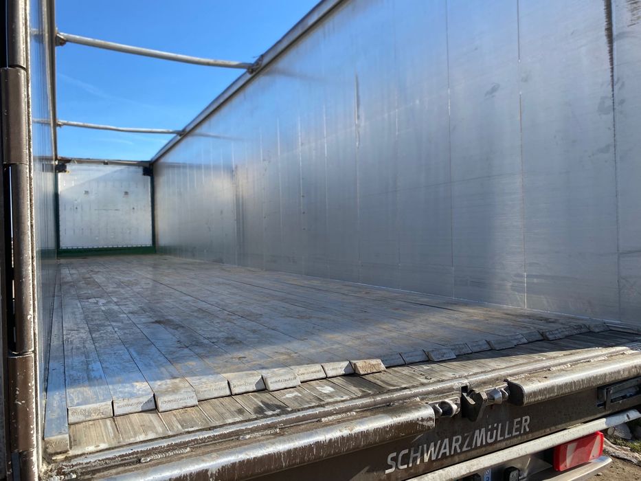 Semiremorca WALKINGFLOOR 92m3